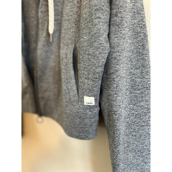 Vuori Women's Gray Zip Up Hoodie Size Small - Picture 3 of 8